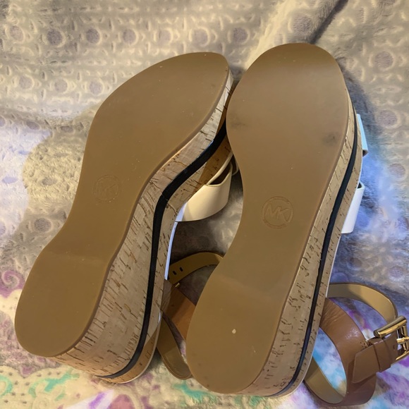 Micheal Kors Wedge - Picture 4 of 6